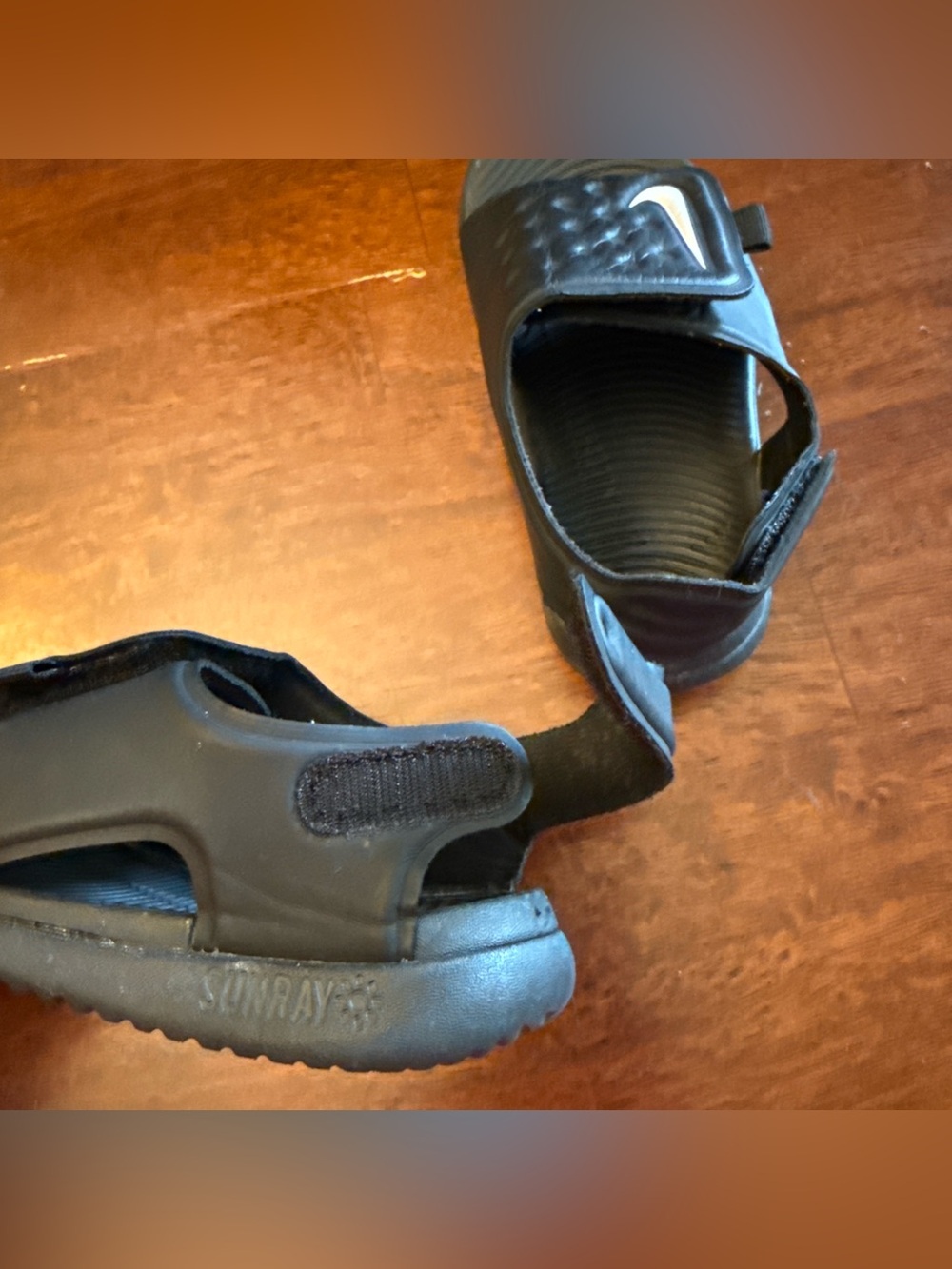 NIKE kids unisex black sandals slide sz 10C ✨ - Picture 4 of 6
